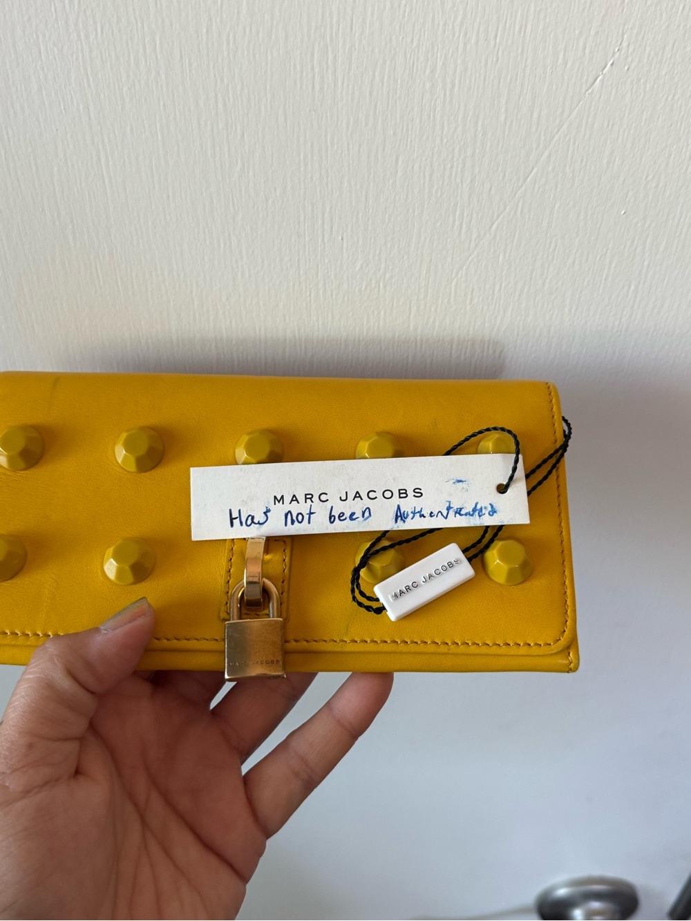 Marc Jacob’s yellow studded wallet - Picture 5 of 8